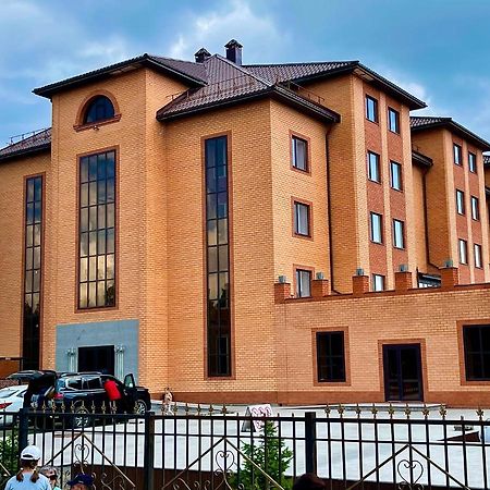 Hotel Gloria Deluxe بوروفوي المظهر الخارجي الصورة