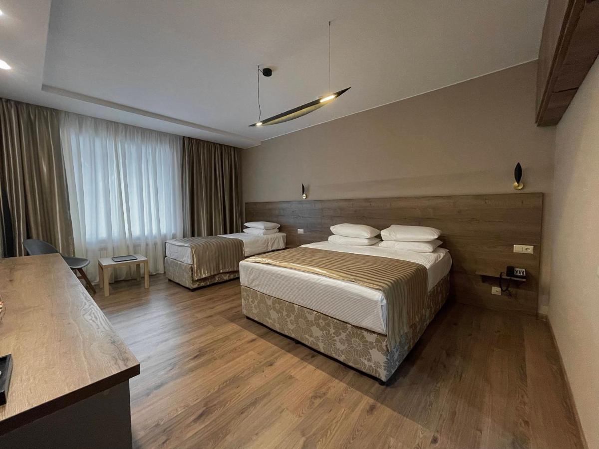 Hotel Gloria Deluxe بوروفوي المظهر الخارجي الصورة