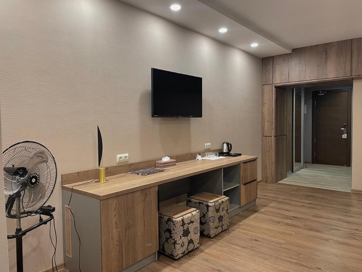 Hotel Gloria Deluxe بوروفوي المظهر الخارجي الصورة